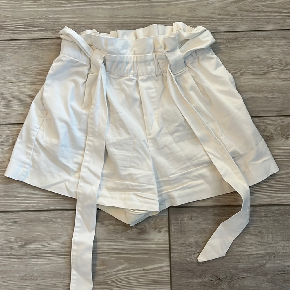 White Zara paper bag shorts